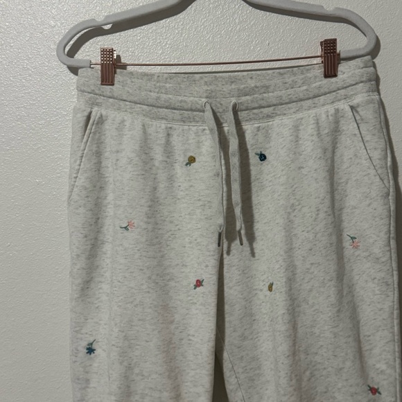 Old Navy Floral Embroidered Jogger Sweatpants High Rise Heather Cotton M $45 - Picture 3 of 10